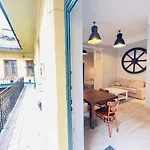 Akacfa Apartment