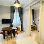 Akacfa Apartment
