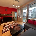 Luxury Apartment Dunapest With Spa And Pool