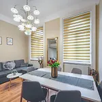 Corvin City Apartment By Nw