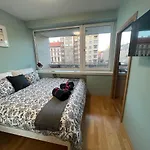 Luxury Apartment Dunapest With Spa And Pool