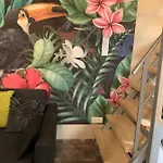 Rainforest Apartment By The Danube
