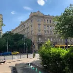 Rainforest Apartment By The Danube