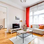 Vintage Apartment In The Jewish Quarter