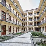 Corvin City Apartment By Nw