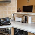 MODERN CONDO IN HEART Of DOWNTOWN BP w BALCONY