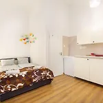 Nepszinhaz 16 Tiny Studios