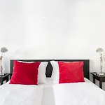 Red Dot One - New Unit In Heart Of Jewish Quarter