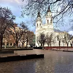 Imadnivalo Apartman Koezponti Helyen