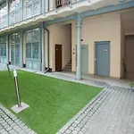 Aradi Apartment