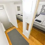 2 Bedroom Flat In Damjanich Str., Hirsch