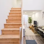 1 Bedroom Flat In Nyar Str., Central