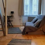 Nice Downtown Apartment