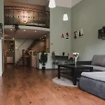 Main Street Apartment / Heart Of Bp