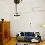 King Apartment