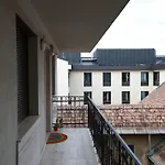 360 Panorama • Rooftop Jacuzzi • Downtown Luxury