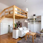 Bright Heaven Apartment