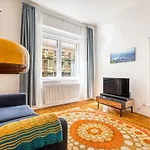 Budapest Then & Now Apartment
