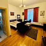 Kis Gellert Guesthouse