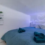 Sunny Dots Apartment - Free Parking!