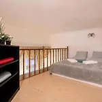 Cozy 3 Bedrooms In 7St Districht