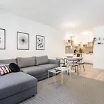 Cosy Tolnai Street Apartments