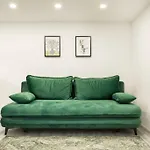 E39 Eoetvoes Apartment