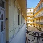Cosy 2 Bedroom Flat In Akacfa St., Sol