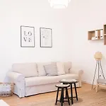 Scandi Custom 2-Bdr Apartment