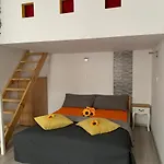 Sunflowers Apartman