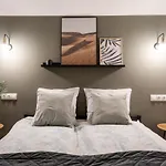 D24 - Historic Quarter Design Loft - Best Location By Bqa