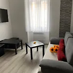 Sunflowers Apartman