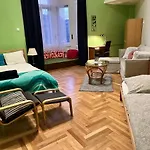 Vígszínház Rooms