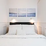 Charming Studio - In The Downtown