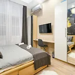Downtown Deluxe-Two Bedroom Apartment With Sauna