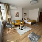 Lovag8 Apartment