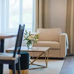 Downtown Heart 3Bdr Jokai Square Ac