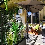 Margaret Apartment By The Danube