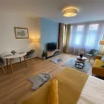 Lovag8 Apartment