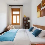 Supercentral Spacious Apartment