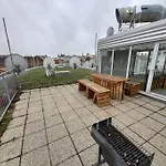Lovely Apartment In City Centre For 4 Guests