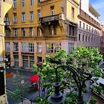 Asboth Downtown Apartment