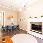 Spacious Luxury Apartment At The Heart Of Budapest