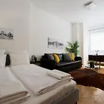 Standard Apartment By Hi5 - Petofi 12