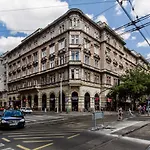 Home In The Living Budapest