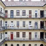 Standard Apartment By Hi5- Charming Apartment
