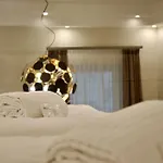 Standard Apartment By Hi5- Charming Apartment