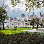 Exclusive Budapest Residence