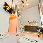 Brandnew Designed Citycenter Apartment