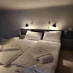 Ample Ville Apartment